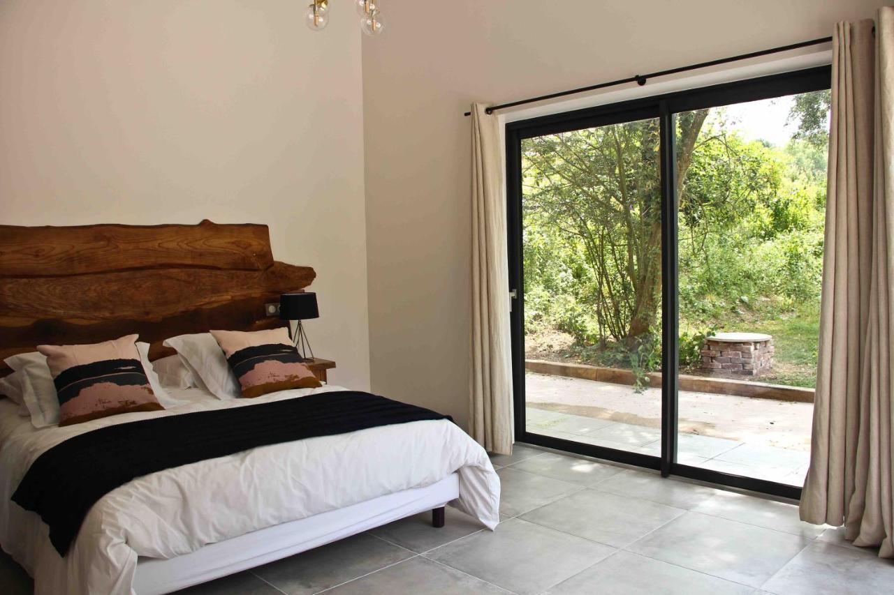 Les Bobos A La Ferme Bed & Breakfast La Madelaine-sous-Montreuil Екстериор снимка